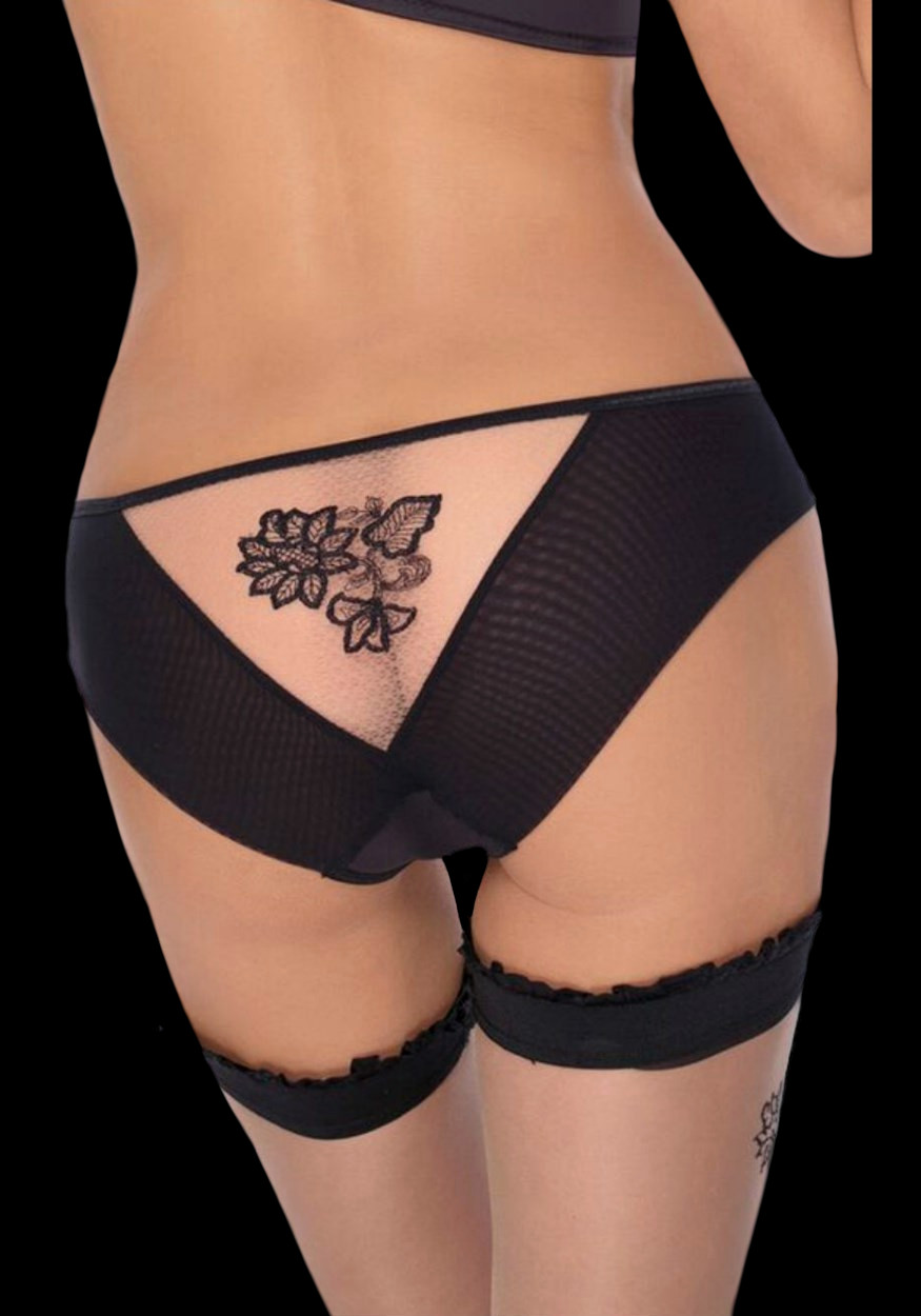 roza_mehendi_brief_black_back_InPixio